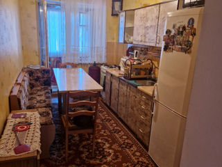 Apartament cu 3 camere, 75 m², Periferie, Pîrlița, Ungheni foto 7