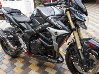 Suzuki GSR 750 Freegum