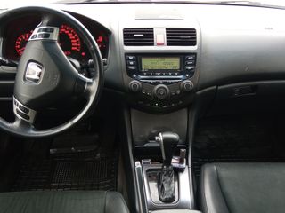 Honda Accord foto 3