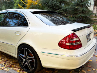 Mercedes E-Class foto 3