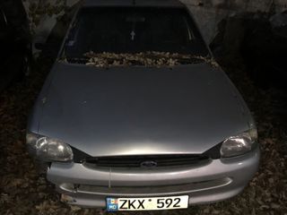 Ford Escort foto 1