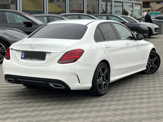 Mercedes C-Class foto 3