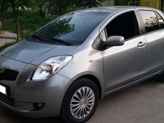 Toyota Yaris foto 5