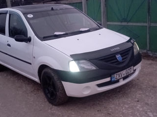 Dacia Logan foto 2