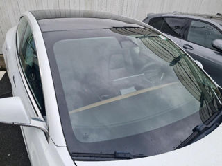 Tesla Model 3 foto 7