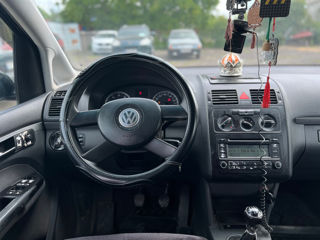 Volkswagen Touran фото 9