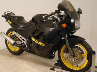 Suzuki Katana foto 1