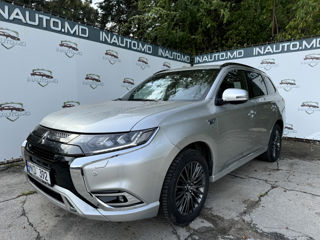 Mitsubishi Outlander foto 2