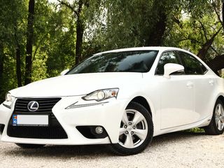 Lexus IS Series foto 3