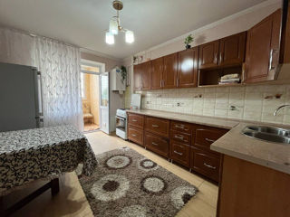 Apartament cu 2 camere, 82 m², Buiucani, Chișinău foto 4