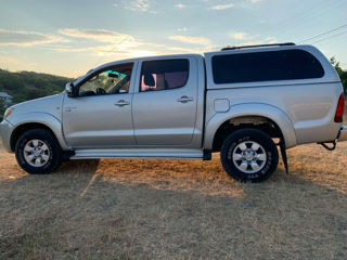 Toyota Hilux foto 8