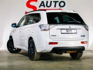 Mitsubishi Outlander foto 5