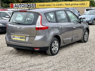 Renault Grand Scenic foto 10