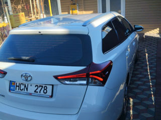 Toyota Auris foto 4