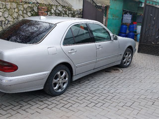 Mercedes E-Class