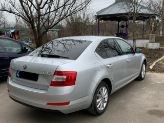 Skoda Octavia foto 3