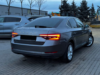 Skoda Superb foto 6