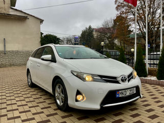 Toyota Auris foto 3