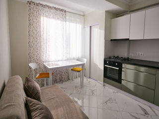 150 лей/Сдаётся посуточно, ул. Измаил / chirie apartament, str. ismail / 150 lei + mini bar! foto 3