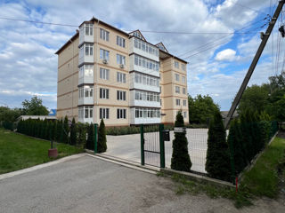 Apartament cu 2 camere, 70 m², Centru, Drochia