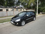 Mitsubishi Grandis foto 8