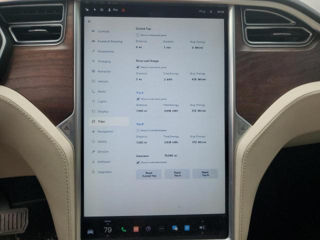 Tesla Model X foto 9