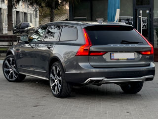 Volvo V90 Cross Country foto 5