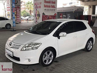 Toyota 1.4       D4d piese auris Corolla