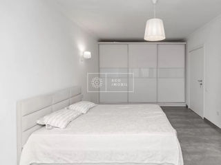 Apartament cu 2 camere, 70 m², Centru, Chișinău foto 4