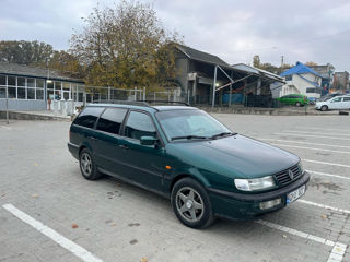 Volkswagen Passat foto 3