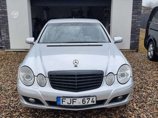 Mercedes E-Class foto 6