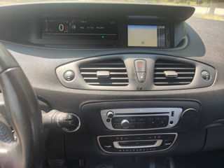 Renault Grand Scenic foto 10