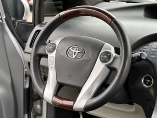 Toyota Prius foto 9