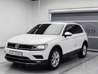 Volkswagen Touareg foto 1