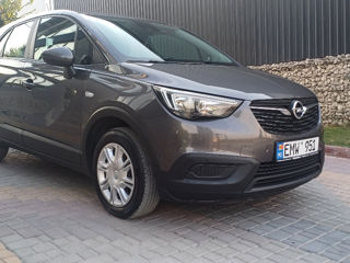 Opel Crossland X foto 2