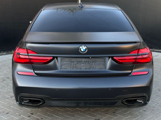 BMW 7 Series foto 5