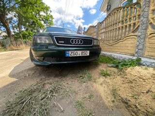 Audi A8 foto 4