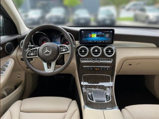 Mercedes GLC foto 6