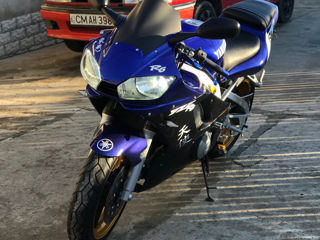 Yamaha R6 foto 7