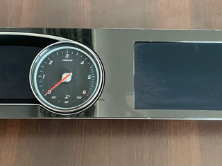 Monitor Mercedes w213