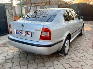 Skoda Octavia foto 3