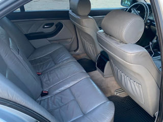 BMW 5 Series foto 3