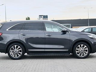 KIA Sorento foto 5