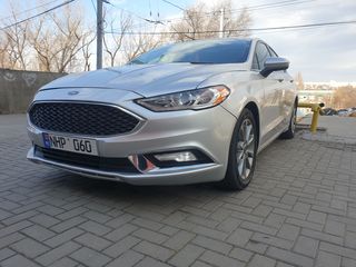 Ford Fusion foto 8