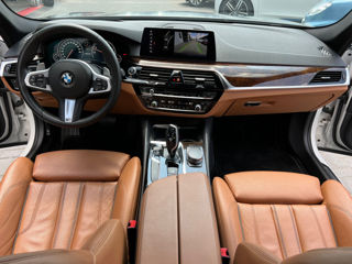 BMW 5 Series foto 6