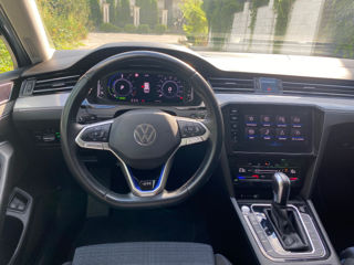 Volkswagen Passat foto 6