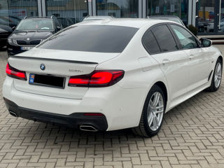 BMW 5 Series foto 4