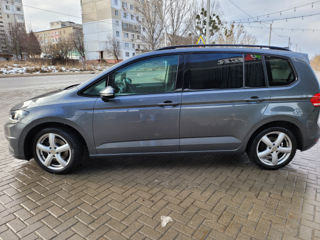 Volkswagen Touran foto 4