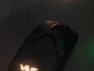 Vând Razer Viper Ultimate foto 2