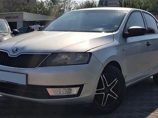 Skoda Rapid foto 3